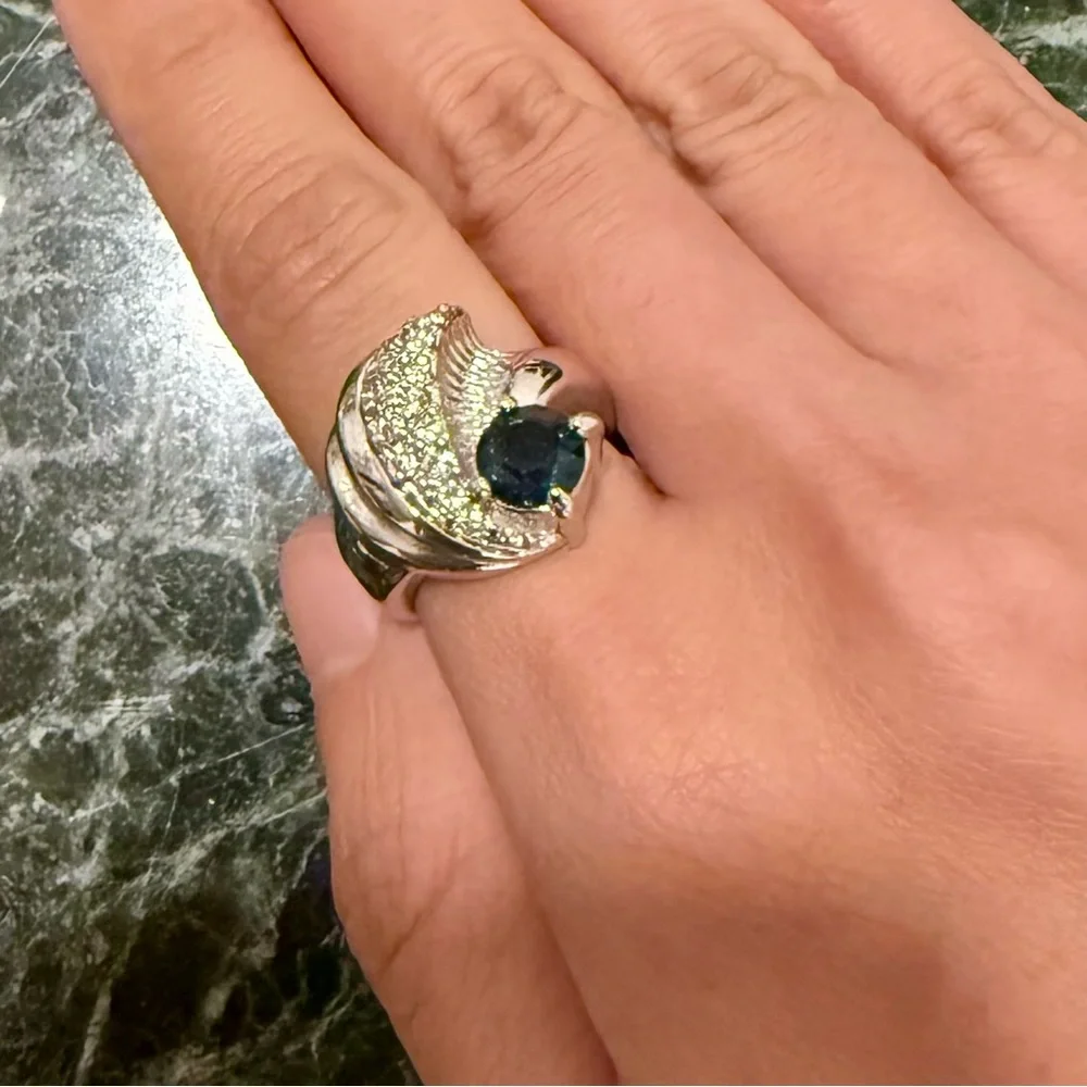 NWT Vintage 14K White Gold Electroplated Ring with Blue CZ - Picture 3 of 4